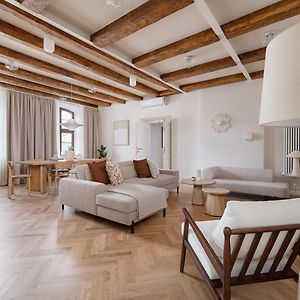 Appartement met Drie Slaapkamers